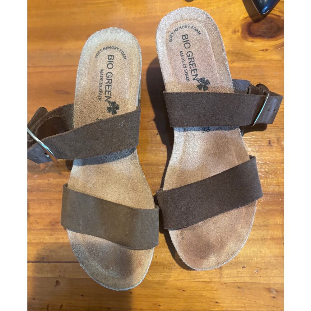 Bio Green made in Spain Soft Memory Foam Brown Leather Sandals size 38/ 8
